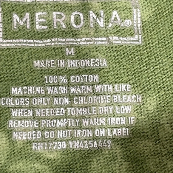 🌸 Merona Cap Sleeve Green & White Print Top Button Detail on Neckline M - Picture 5 of 9